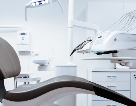 Pediatric Dentist Office - 7 Tips for Choosing the Best!